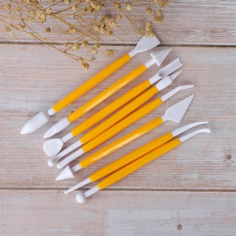 

Plastic Cake Smoother Polisher Decorating Fondant Sugarcraft Cake Spatulas DIY Dough Scraper Pastry Cutter Baking Tools1