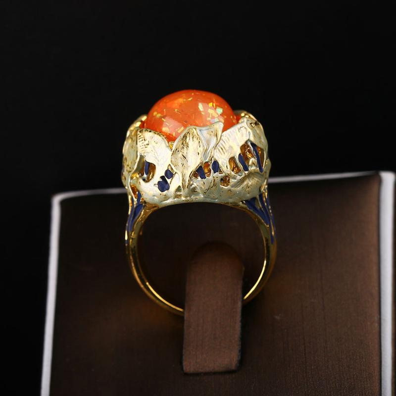 

Hot Sale 2021 Luxury Bright Orange Fire Opal Ring Rhinestone Large Ring for Women Wedding Ocean Party Luxury Jewelry
