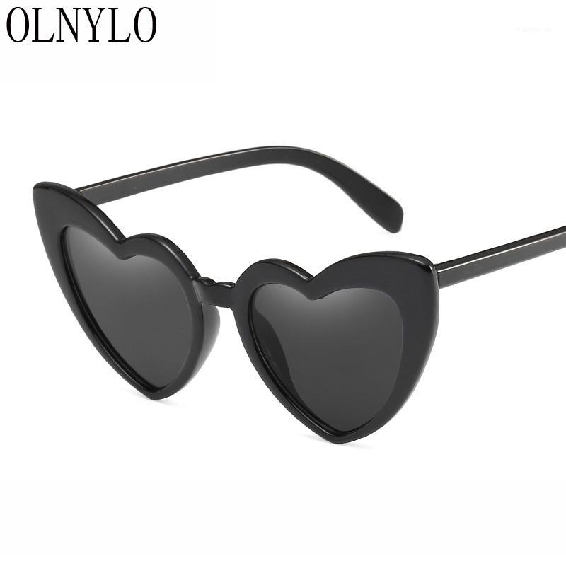 

New Sexy lady Leopard Heart style Sunglasses Fashion Black Male Female Brand designer Men Women Outdoor Driving1