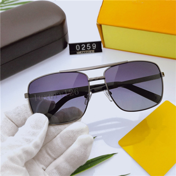

Fashion classic sunglasses attitude sunglasses gold frame square metal frame vintage style outdoor classical model 0259 In the box