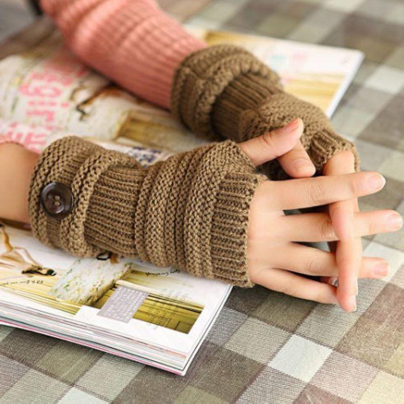 

Five Fingers Gloves Free Ship Brand Women's Men Crocheted Knit Wrist Hand Arm Glove Warm Fingerless Button Mitten Handmade Fashion