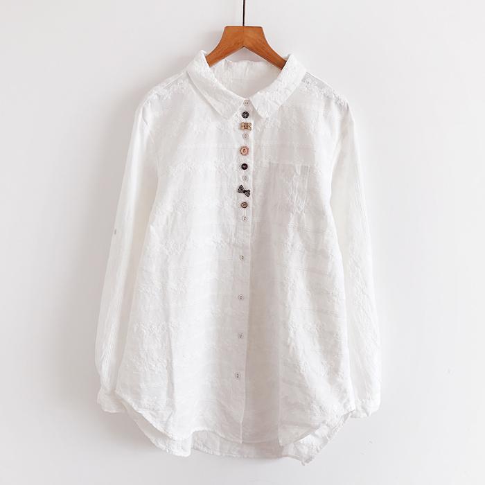 

2020 New Autumn Women Blouse Mori Girl Literary Embroidery Color Button Cotton White Turndown Collar Shirts Women