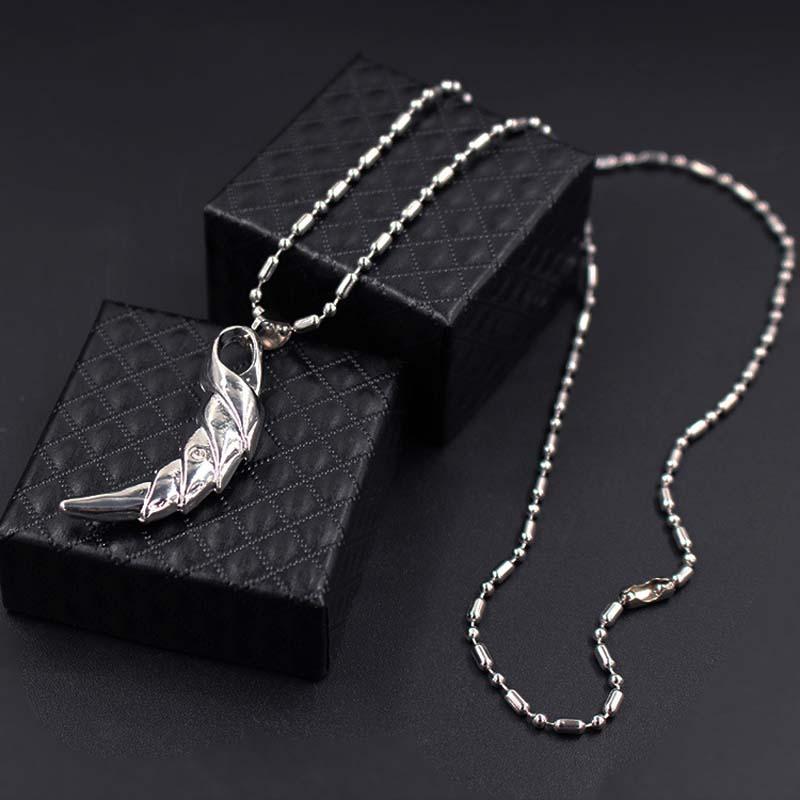 

Punk Fashion Brave Men Dog Teeth Spike Pendant Necklaces Men Jewelry Fang Tooth Amulet Pendant Necklaces xlct045