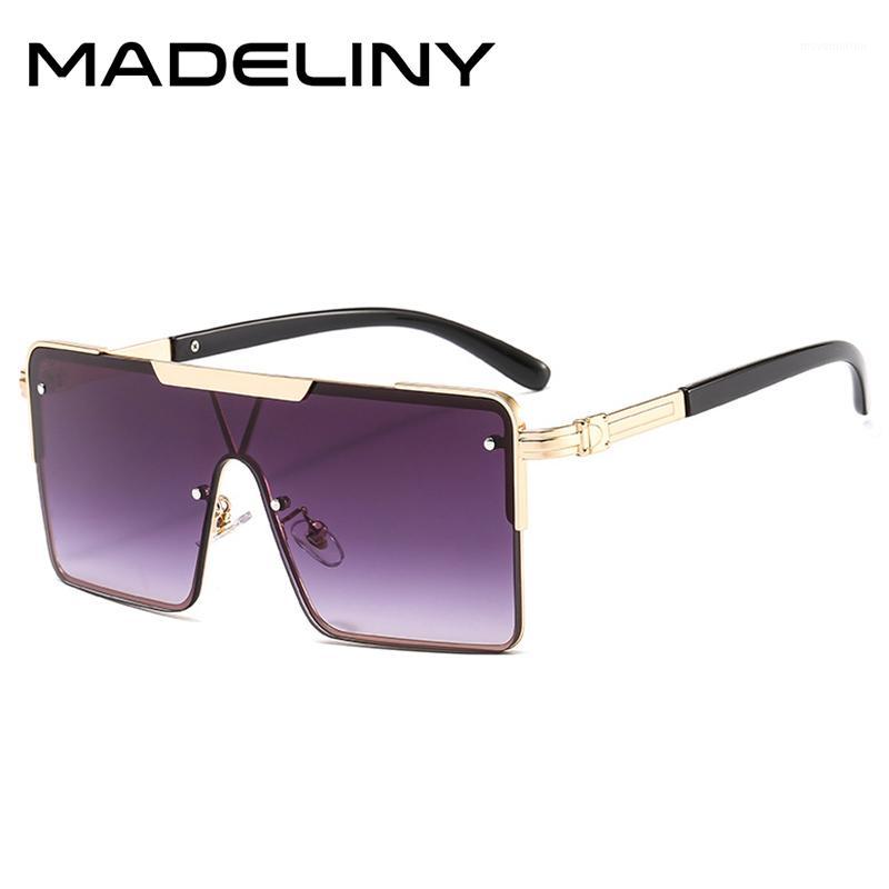 

MADELINY Classic Square Sunglasses Women 2020 New Flat Top Alloy Frame Sun Glasse Men Vintage Rivet Gradient Eyewear UV400 MA8681