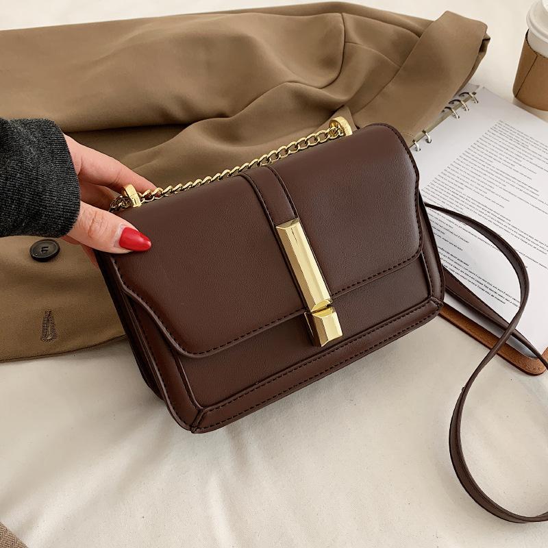 

2021 Spring New Style High Quality Atmospheric Chain Messenger Bag Fashion Lady Simple Texture Single Shoulder Small Square Bag, Black