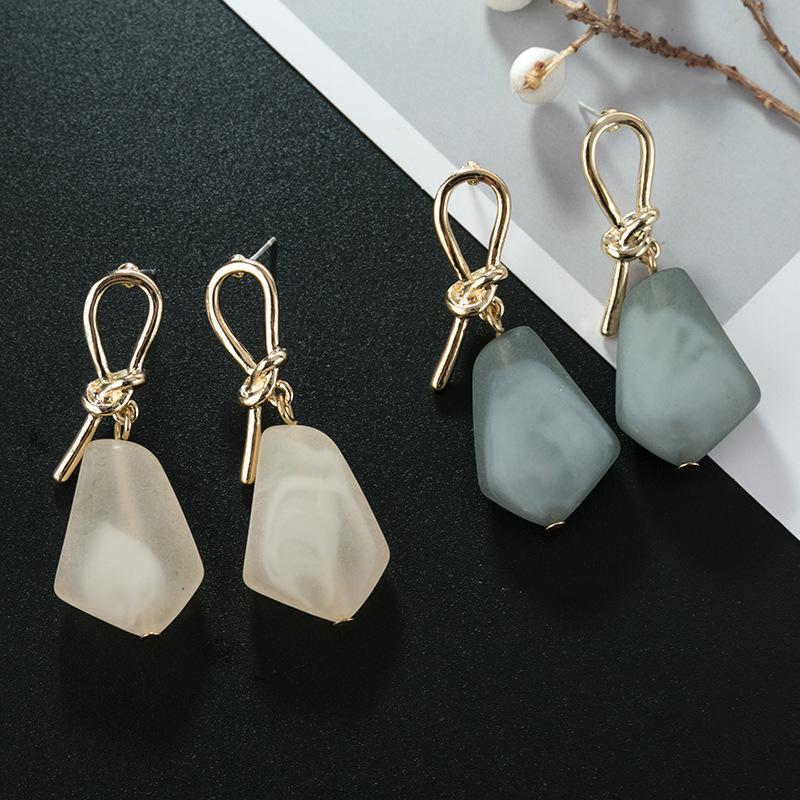 

UJBOX Hypoallergenic Post Japan South Korea fashion metal knotted dangle earrings wild irregular acrylic earrings