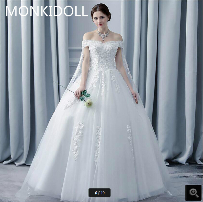 

2020 Attractive beaded pearls lace appliques ball gown wedding dress off the shoulder v neckline princess bride dresses hot sale 2021, Ivory