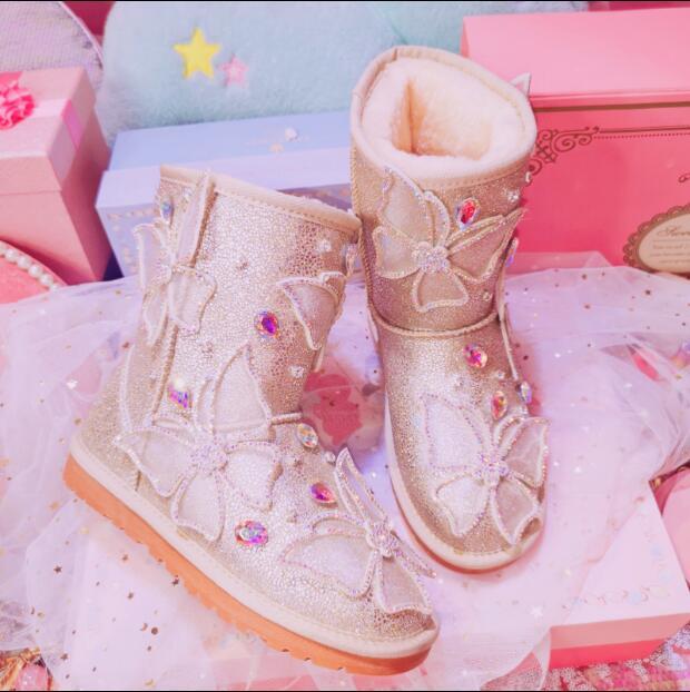 

2020 Super Hand-studded Butterfly Blinking Flat Tube Warm Thickening Wild Cotton Shoes Female Snowboots W81b, Beige