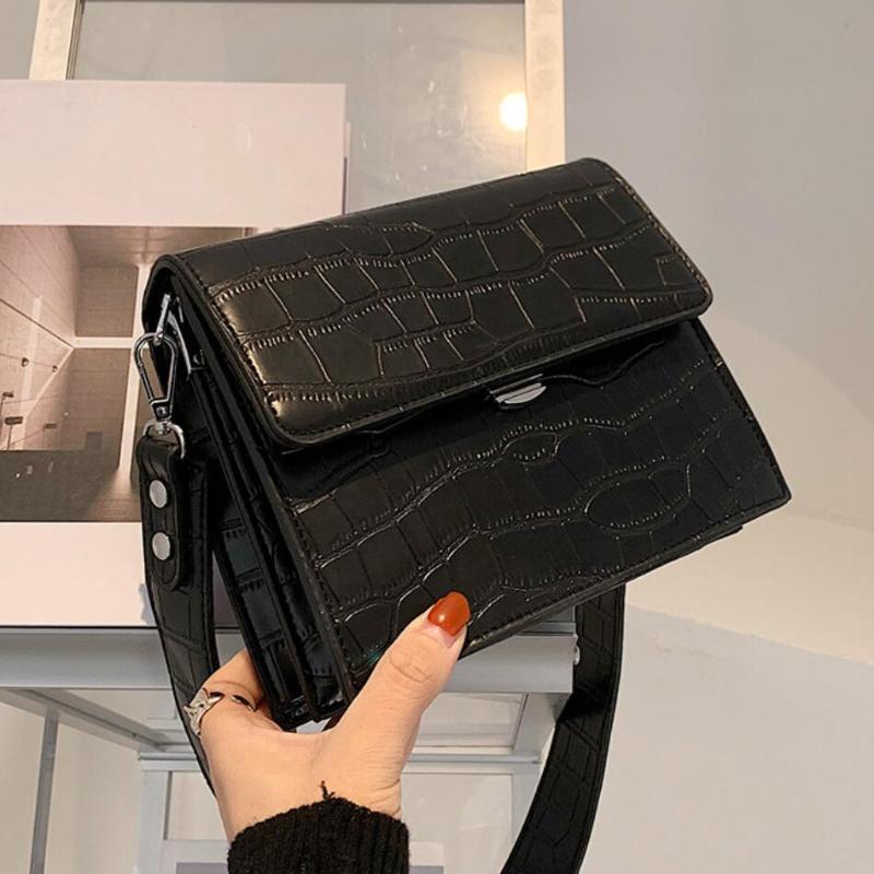 

Crocodile pattern Square Armpit bag 2021 New High quality PU Leather Women's Handbag Wide shoulder strap Shoulder Messenger Bag, Black