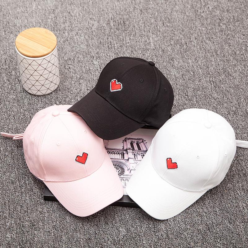

Spring and summer new Korean version of men's and women's curved brim cap personalized embroidery love tie bow sunshade baseball, Love tie bow black