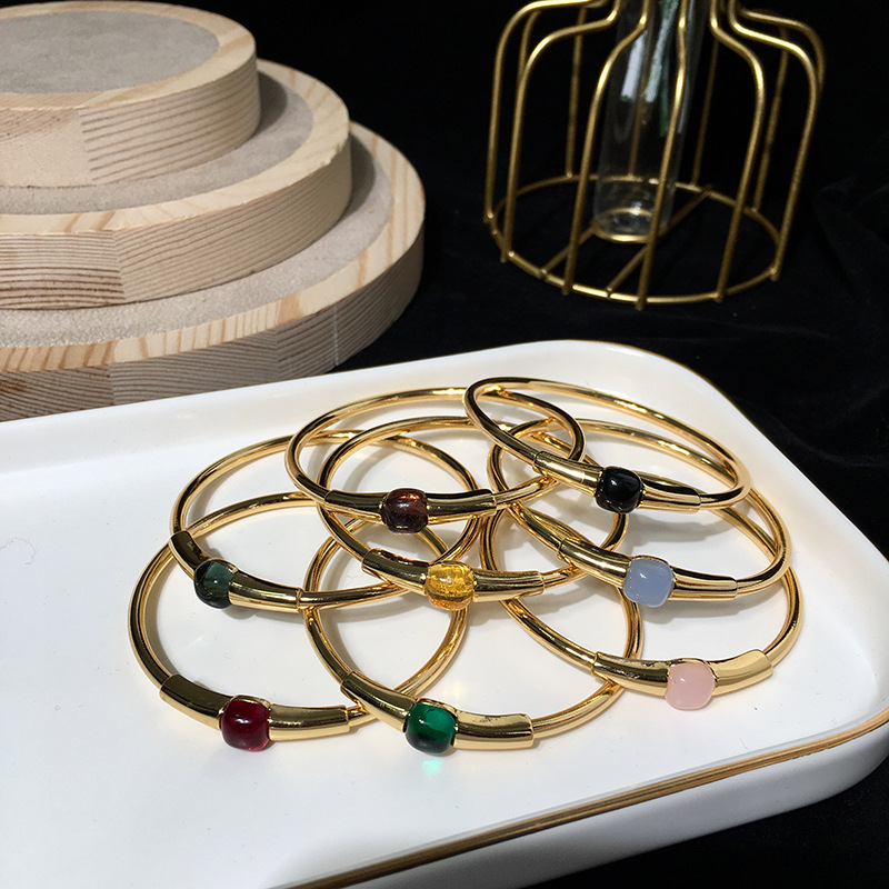 2021 wholesale Love Bracelet fashion simple style stone small square stone Gold Bracelet Jewelry copper electroplating designer bracelets-image-602302139