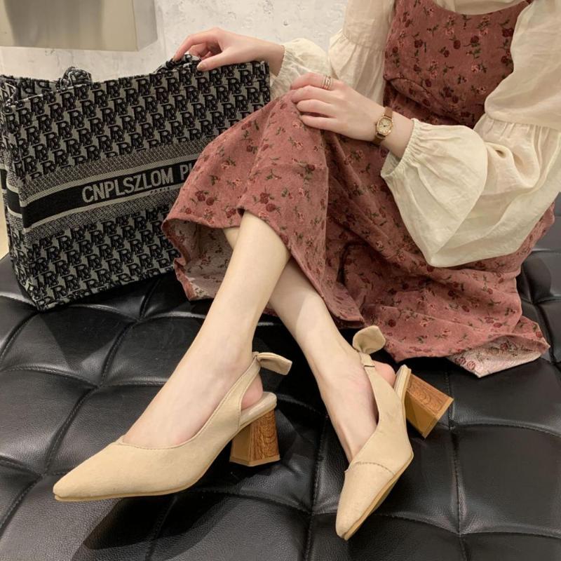 

sweet bow-knot ears sandals women flock slip on sandale solid cut out pointed toe sandalias zapatos chaussure femme 2021, Beige