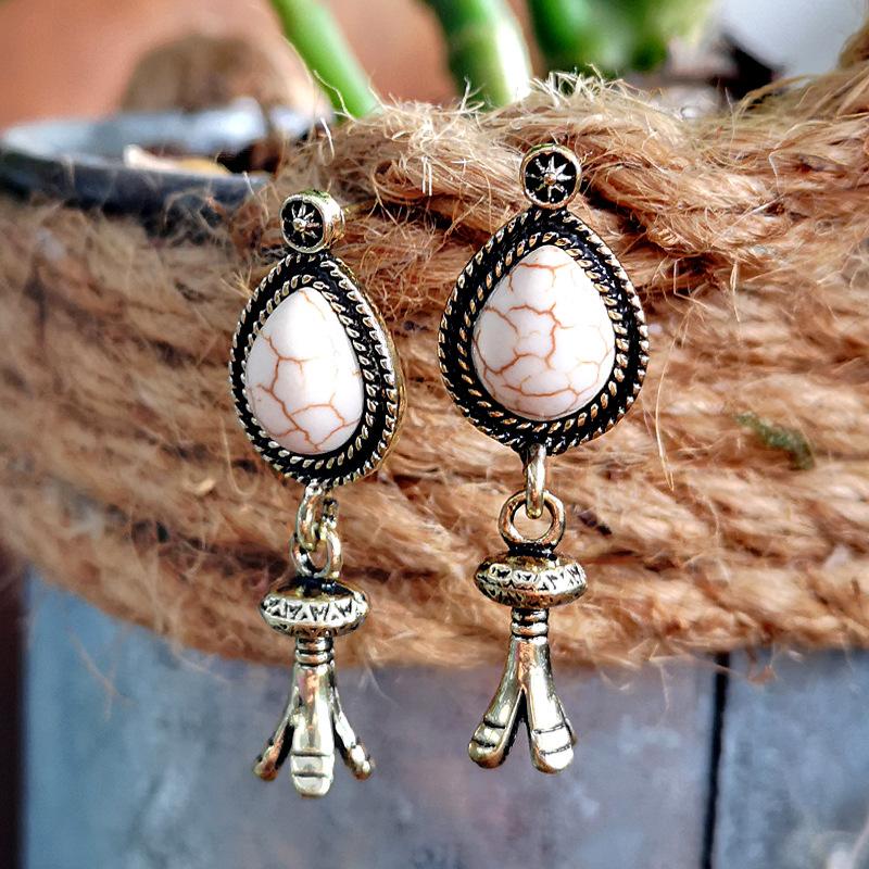 

RongYu wish the new vintage bronze bells earrings euramerican popularity teardrop-shaped eardrop of natural stone, Golden;silver