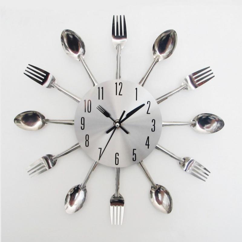 

Creative Cutlery Metal Kitchen Wall Clock Spoon Fork Quartz Electronic Wall Mounted Clocks Modern Decorative Horloge Murale1