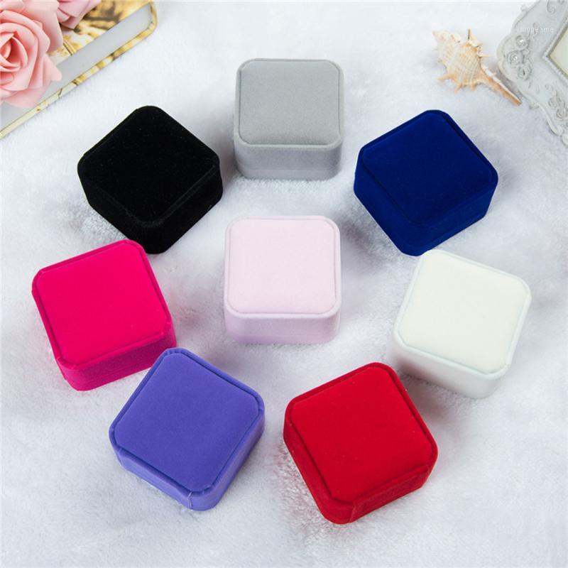 

50 pieces of European flannel gift box stylish exquisite lot of folding color optional1