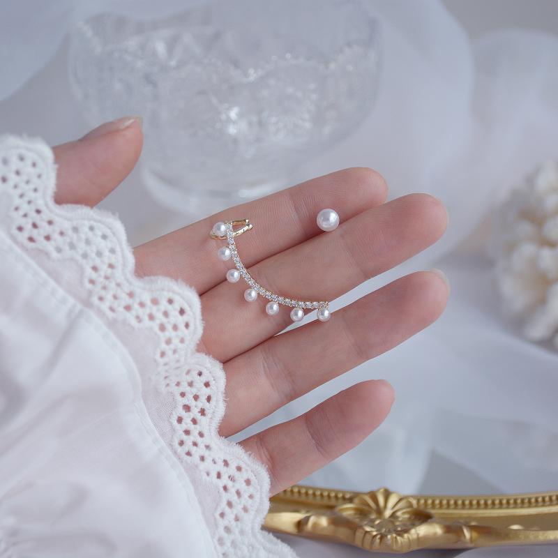 

Shiny Side New Accessories Crystal Stud Earrings for Women Fashion Jewelry Simple Style Irregular Pearl Earrings