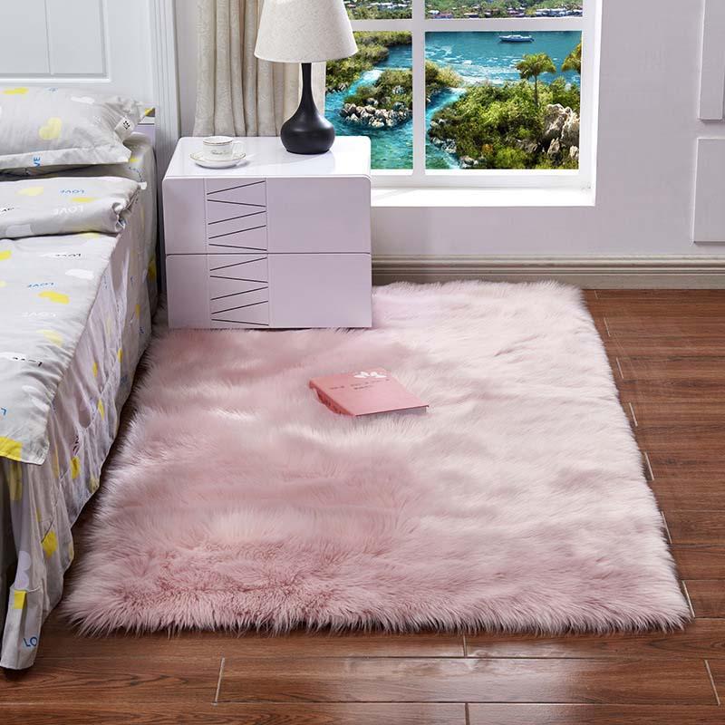 

Super Soft Rectangle Faux Sheepskin Fur Area Rugs for Bedroom Floor Shaggy Silky Plush Carpet White Faux Fur Rug Bedside Rugs, White0