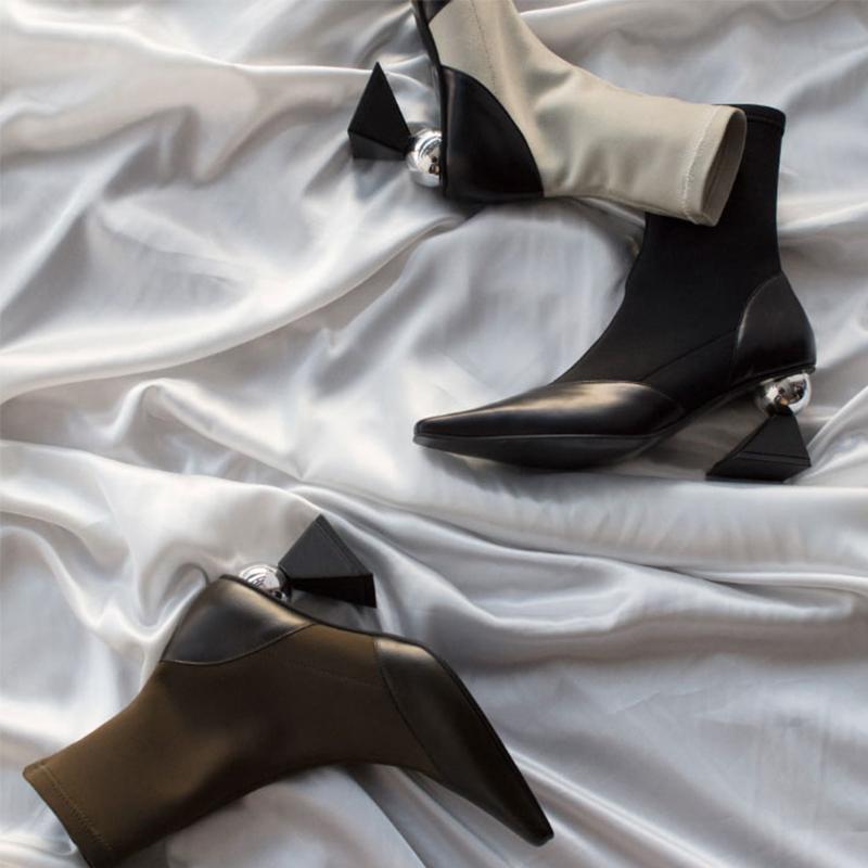 

Autumn And Winter High-heeled Boots Pointed Elastic Color Matching Tube Women's Shaped Sleeve Socks, Black plus white