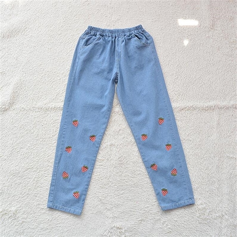 

Spring new Japanese soft sister cute strawberry embroidery loose jeans 201223, Light blue