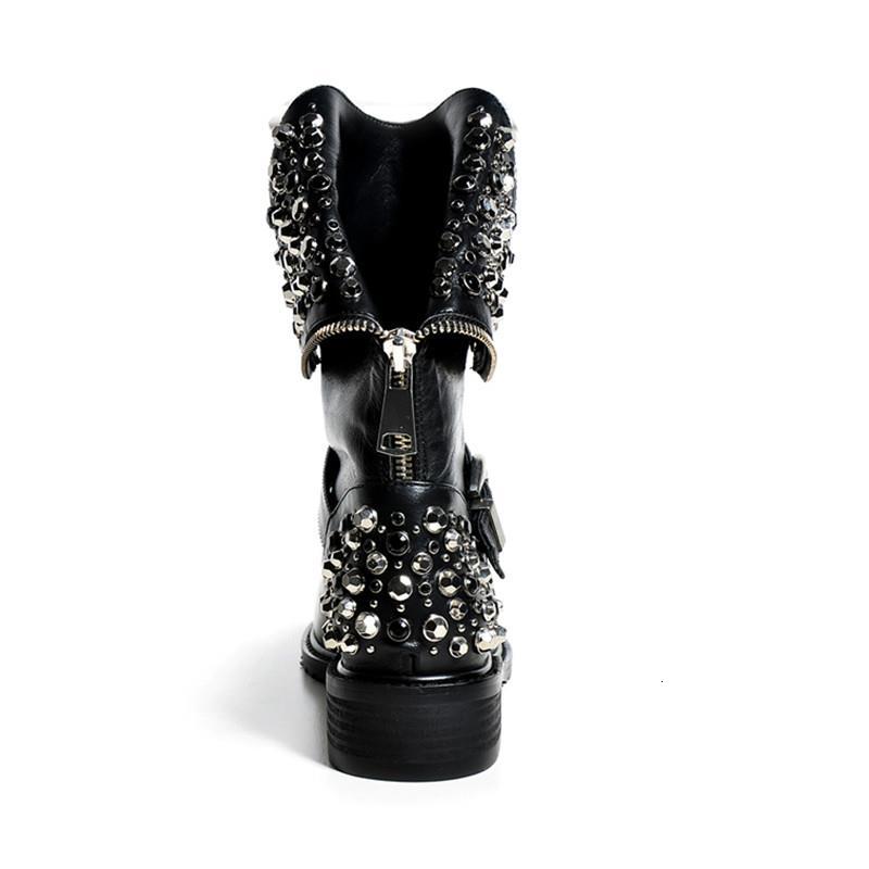 

2021 New More Size 35-43 Genuine Woman Rivets Autumn Winter Ladies Boots Women Shoes KUSP, Black
