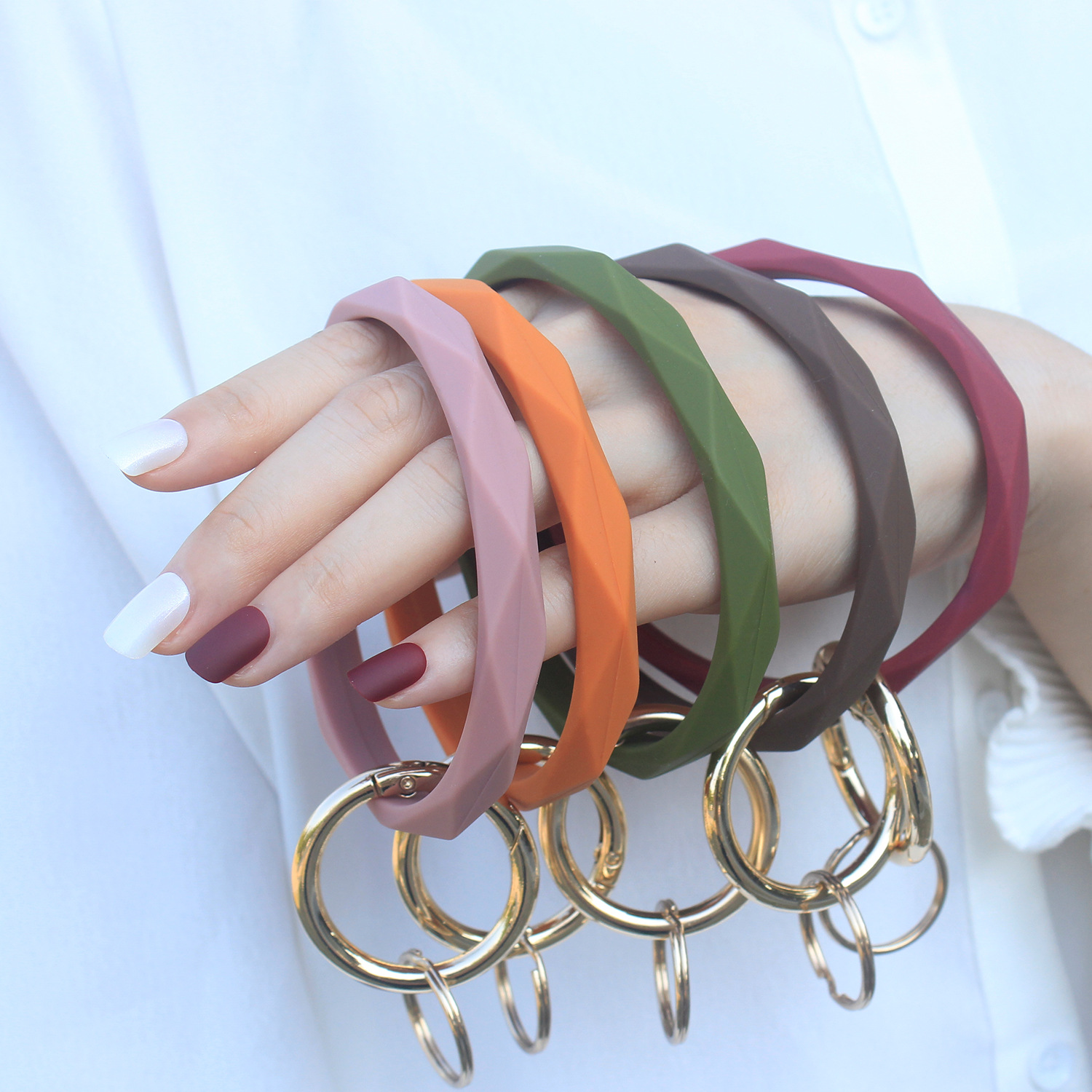 European and American diamond shaped silicone bracelet keychain geometric shape silicone bracelet key chain Silicone bracelet-image-641732450