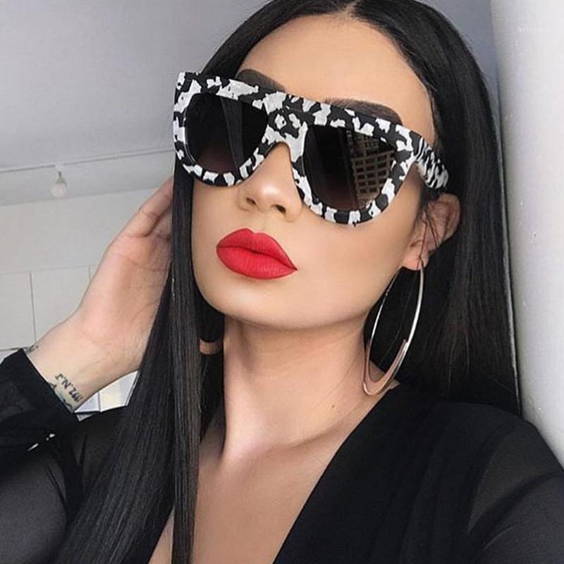 

Sunglasses Vintage Pilot Fashion Women 2021 Gradient Shades Glasses Trends Oversized Female1