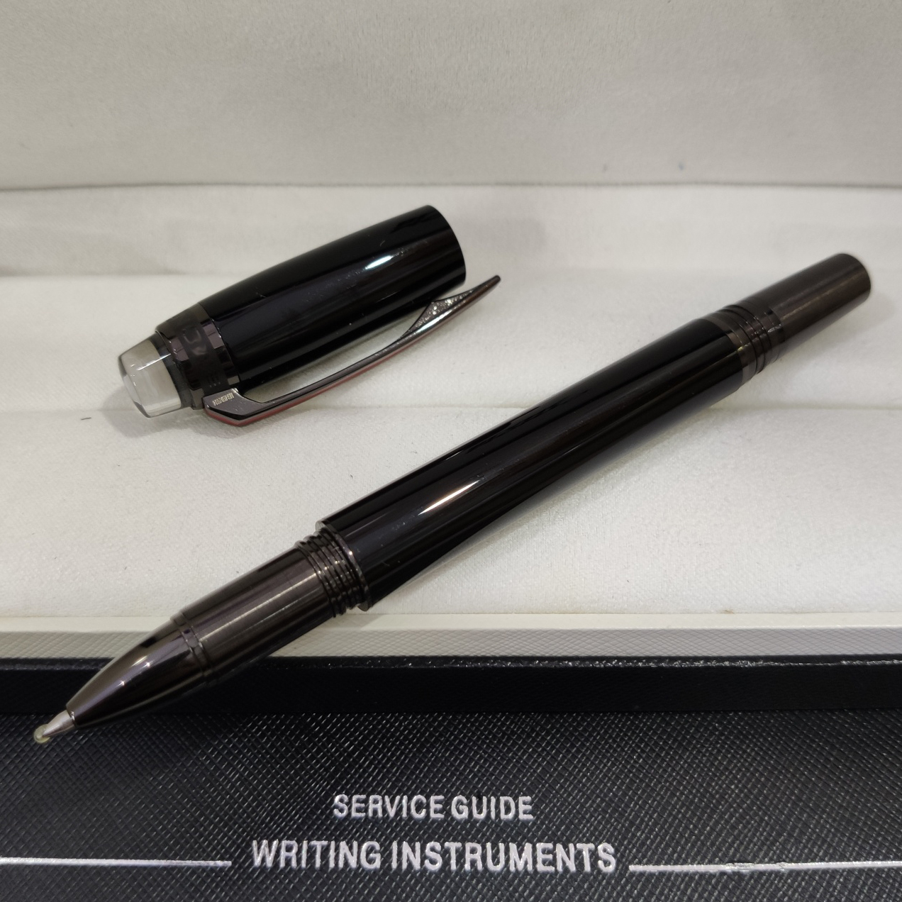 

New arrive Urban Speed Ballpoint Pen rollerball pen Luxury black resin rollerball pen PVD-coated fittings @yamalang