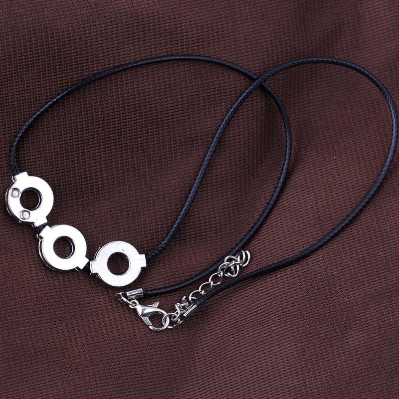 

2020 new Pendant Necklace Naruto Uchiha Itachi Cosplay Accessory Chain Necklace Three Loops Pandant Cosplay Jewlery