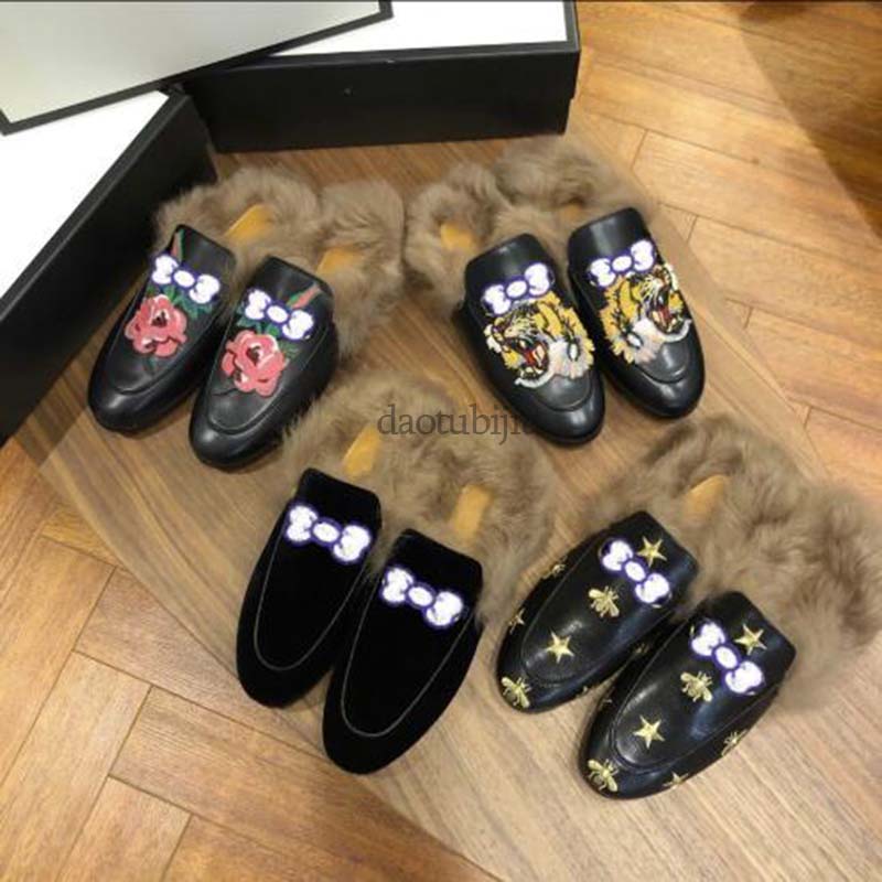 

Hot Sale New Designer Fashion women Slippers Princetown Genuine leather loafers Fur Muller slipper with buckle Casual Fur Mules Flats, Black