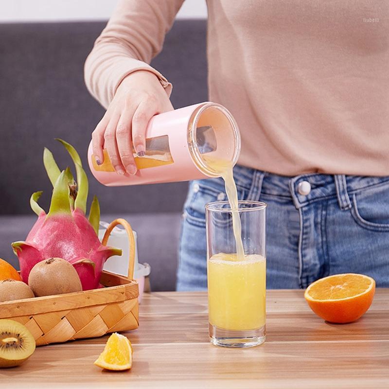 

400ml Portable Juicer Cup Electric USB Rechargeable Fruit Blender Machine Mixer1