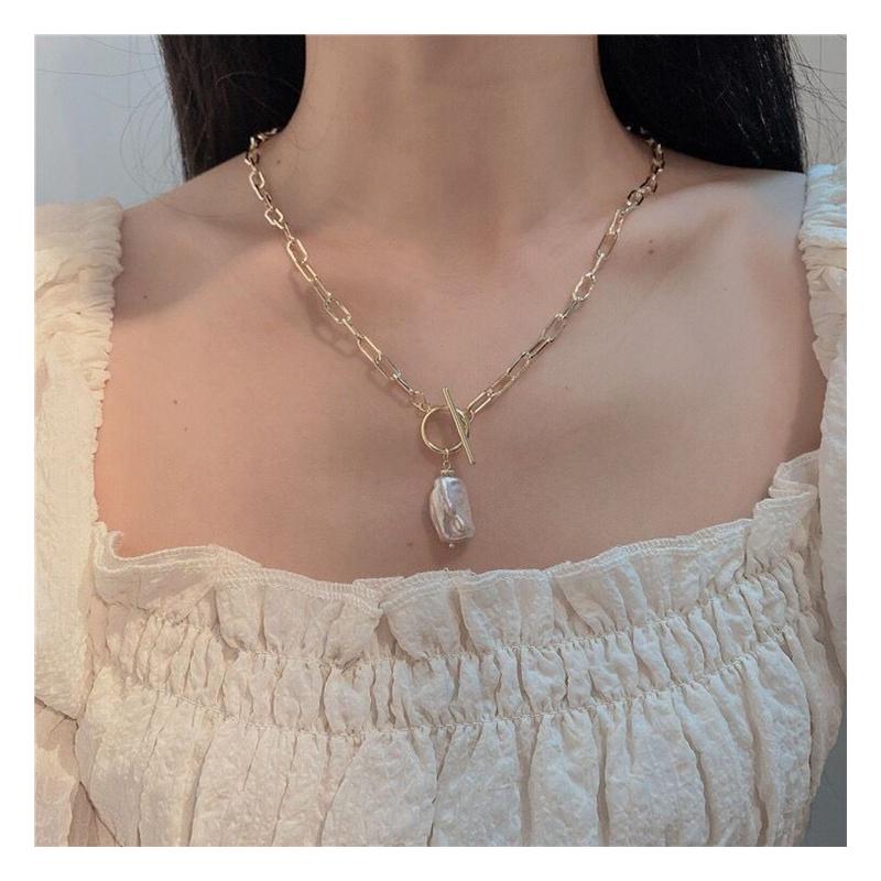 

Cute Advanced Baroque Heterosexual Freshwater Pearl Pendant INS Versatile Metal OT Button Sweater Chain Necklace Jewelry Z84