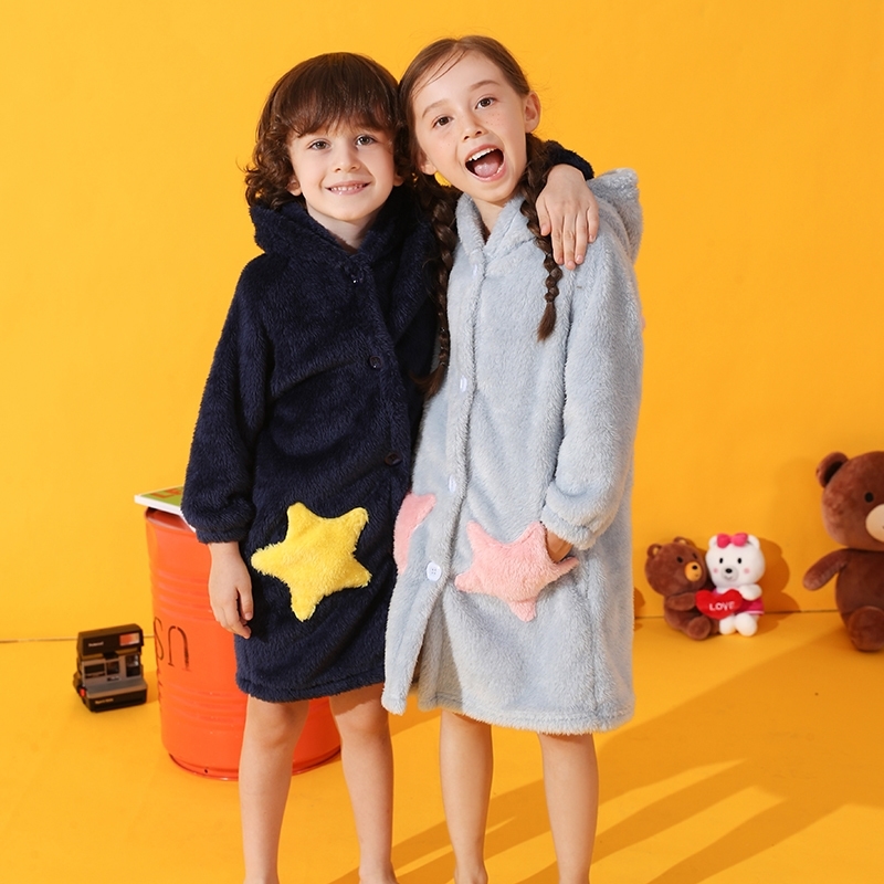 

Fashion Kids Girls Bath Robes for boys Winter Children Bathrobe Flannel Bathgrowns Teenage Girls Soft Star Pocket Pyjamas Y200325, Gray
