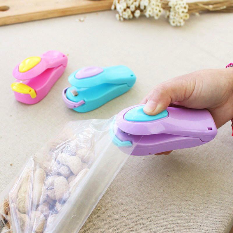 

1 Piece Portable Household Mini Heat Sealing Machine Ceramic Impulse Seal Packing Capper Plastic Bag