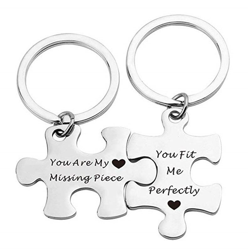 

2Pcs Stainless Steel Puzzle Letter "You Are My Missing Piece" Couple Keychains Cute Key Ring Holder Valentine's Day Gift llavero