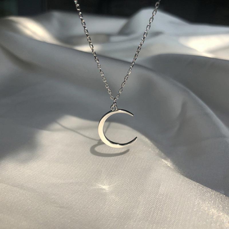 

Fashion Sweet Moon Pendant Necklaces For Women Bohemian Gold Silver Color Chain Choker Necklace Simple Jewelry bijoux collares