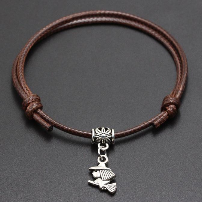 

20pcs/lot New Witch Pendant Red Thread String Bracelet Lucky Black Coffee Handmade Rope Bracelet for Women Jewelry
