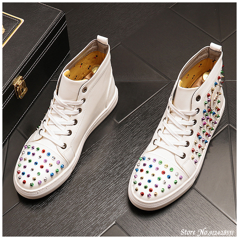 Designer Shoes New Luxury Designer Sneakers Mens Colorful Studded Rivet Spike Casual Flats High Tops Rock Punk Shoes Male Moccas