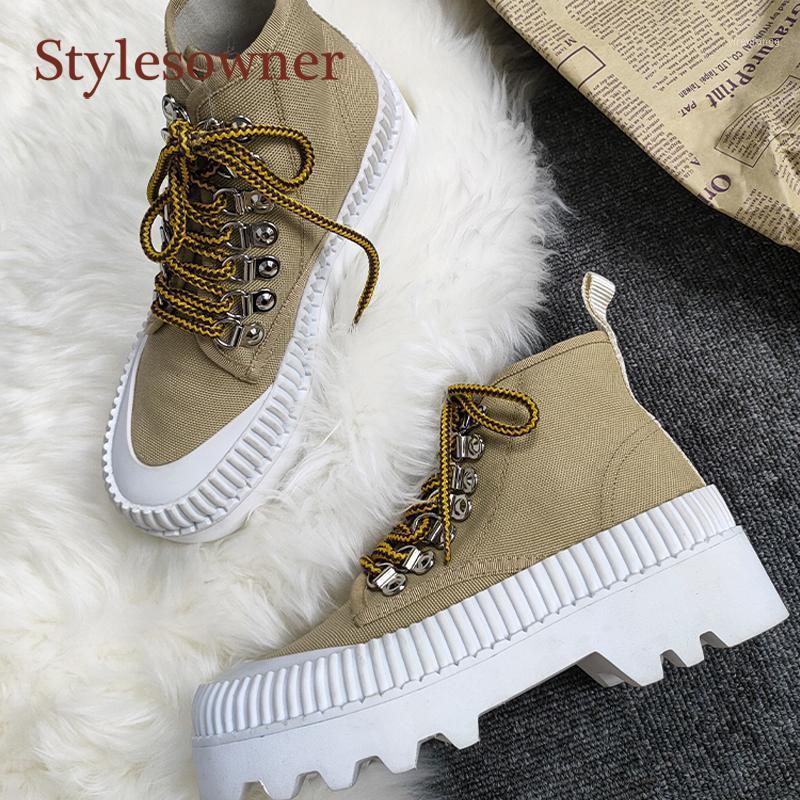 

Retro Round Toe Thick-soled Lace Up Height Increase Woman Boots British Style Khaki Canvas Shoes 2021 New Arrivial1