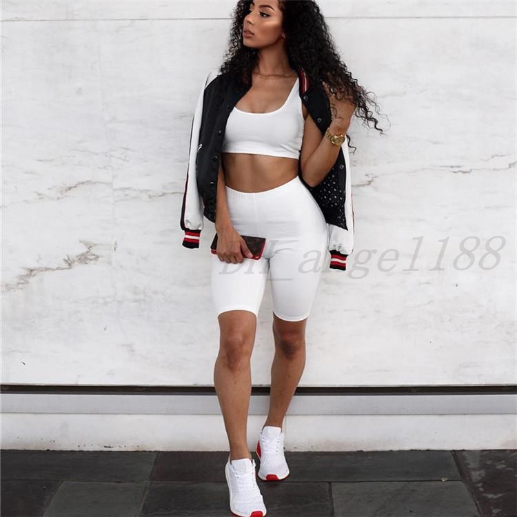 Sexy club tenue une paire de survêtement de deux pièces assorties de vêtements de sport décontractés pour 2021 Femmes à best-sellers fixées avec