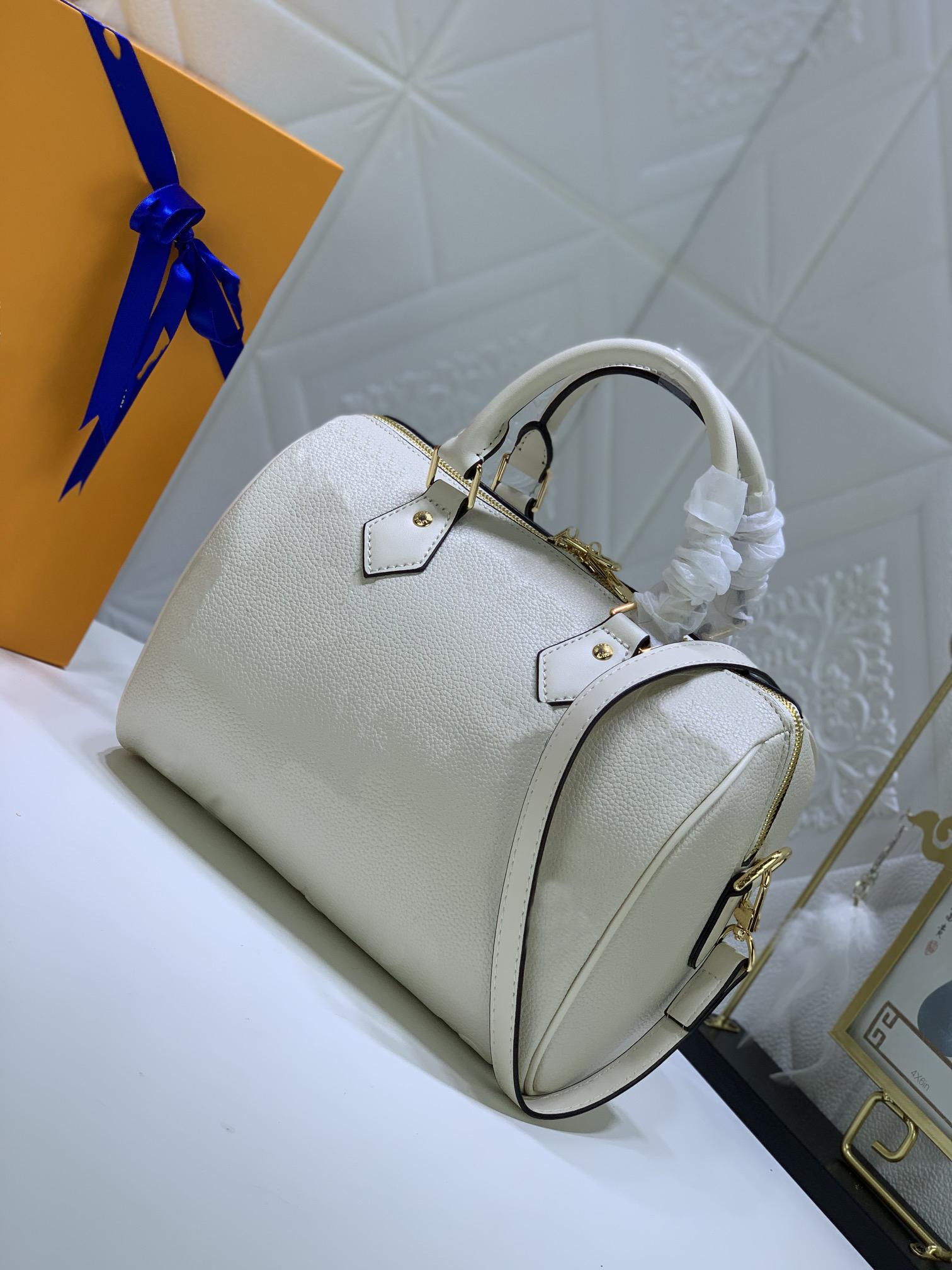 

2022 new top famous designer's women's bag single shoulder portable diagonal straddle chain leather embossing 59273, #3