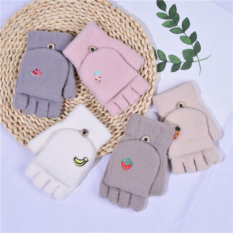

Five Fingers Gloves Children Cashmere Cute Fruit Pattern Acquard Weave Warm Knitted Flip Women Print Wrist Outside Handschoenen 2021