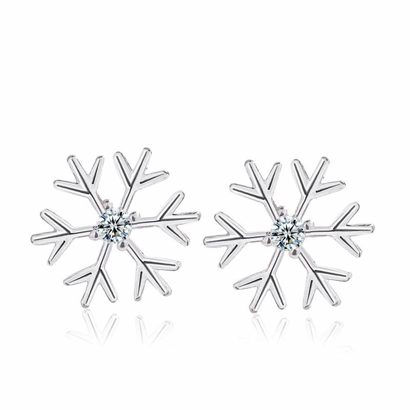 

Exquisite Snowflake Crystal Zircon Stud Earrings Elegant Women's Wedding Party Charm Jewelry Fashion Christmas New Year Gifts