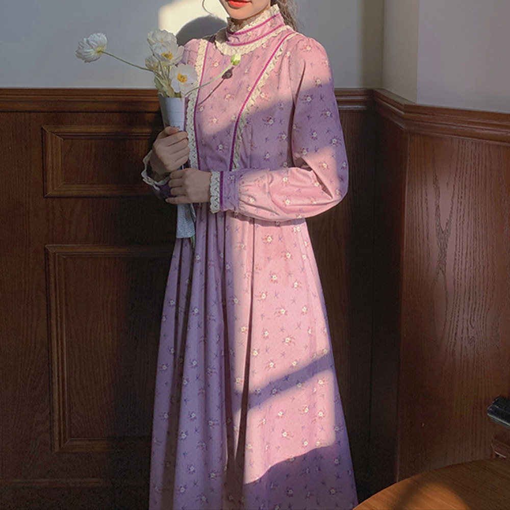 

2021 Dressed in Retro French Autumn Lace Floral Velvet Design Back Lantern Manga Goatee Women's Clothing 3srw, Lavender