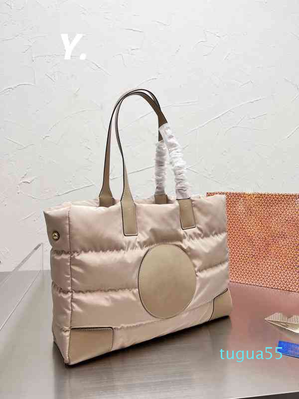 

designer Shoulder Bags Luxury Fashion Simple Large Square Bag Women's High Quality Capacity Mobile Phone Handbags, Black