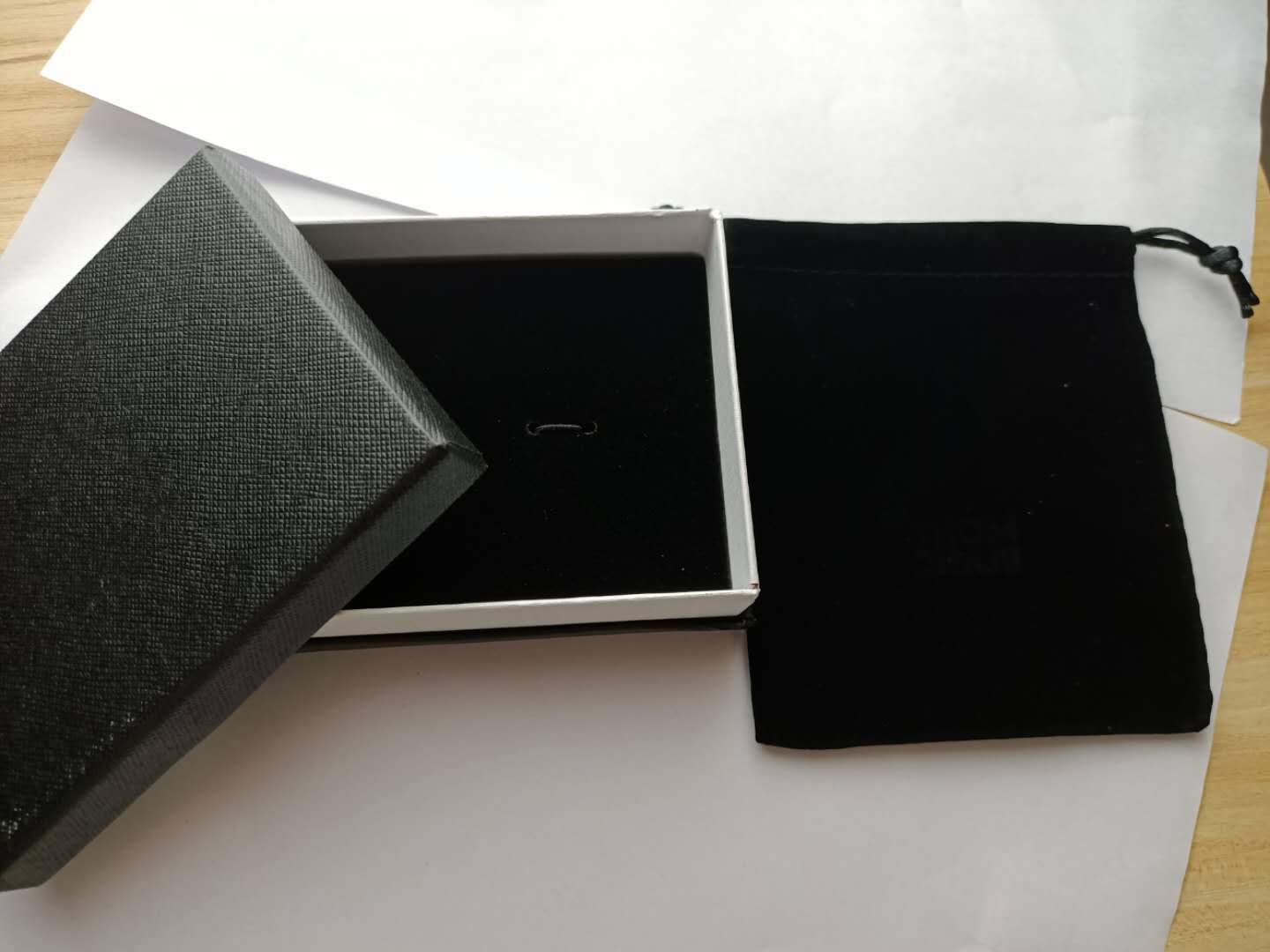 

High quality black Jewelry Box with Velvet bag for Cufflink / Bracelets Jewelry packaging for man Christmas gift box, Black;white