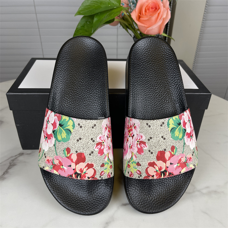 

2022 Men Womens Slippers Top Quality Men Women Slipper Font Shoes Slide Fashion Sandals Flat Flip Flop With Box Size 35-48, Chocolate