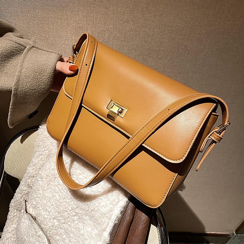 

Niche Design Hot Handbags 2021 New Fashion Messenger Bag High Quality Shoulder Square Bag Underarm Dual-use Width: 25cm, Beige