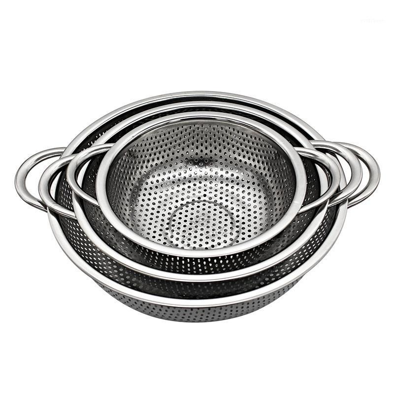 

3 Pieces Stainless Steel Colander Kitchen Strainer with Handles1