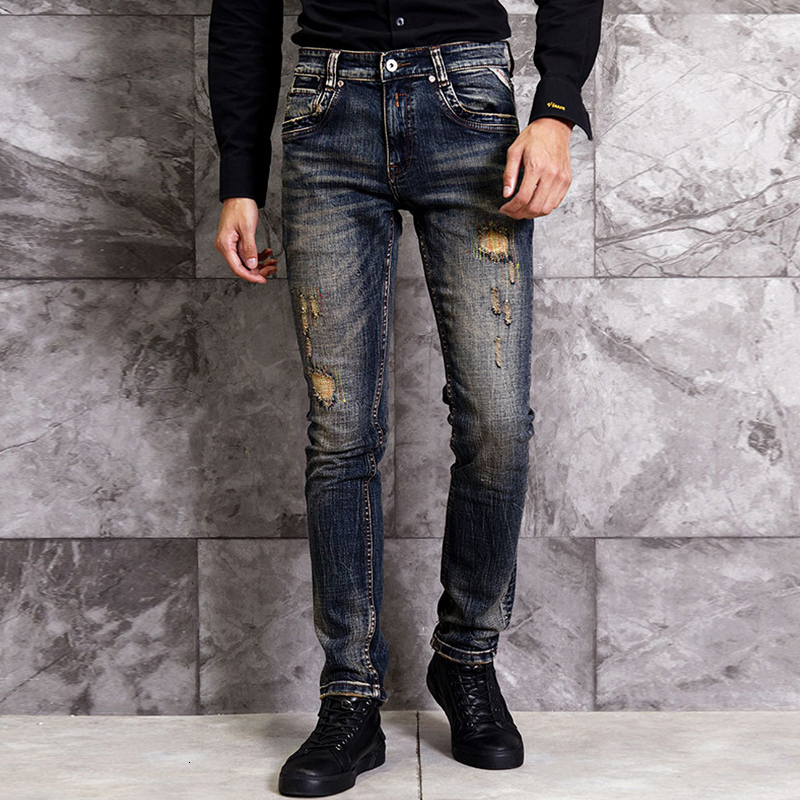 

2021 New Italian Style Fashion Retro Black Blue Slim Ripped Men Embroidery Patch Denim Pants Vintage Designer Jeans Homme 0u4i
