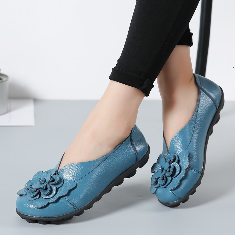 

New Fashion 2021 Ballet Women Leather Genuine Moccasins Non-slip From Women's Mothers Shoes 8TER, Brown.